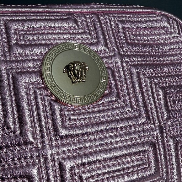 RARE Versace Metallic Pink Crossbody Bag Gold Chain CAMERA purse PERFECT SIZE! - Picture 10 of 17